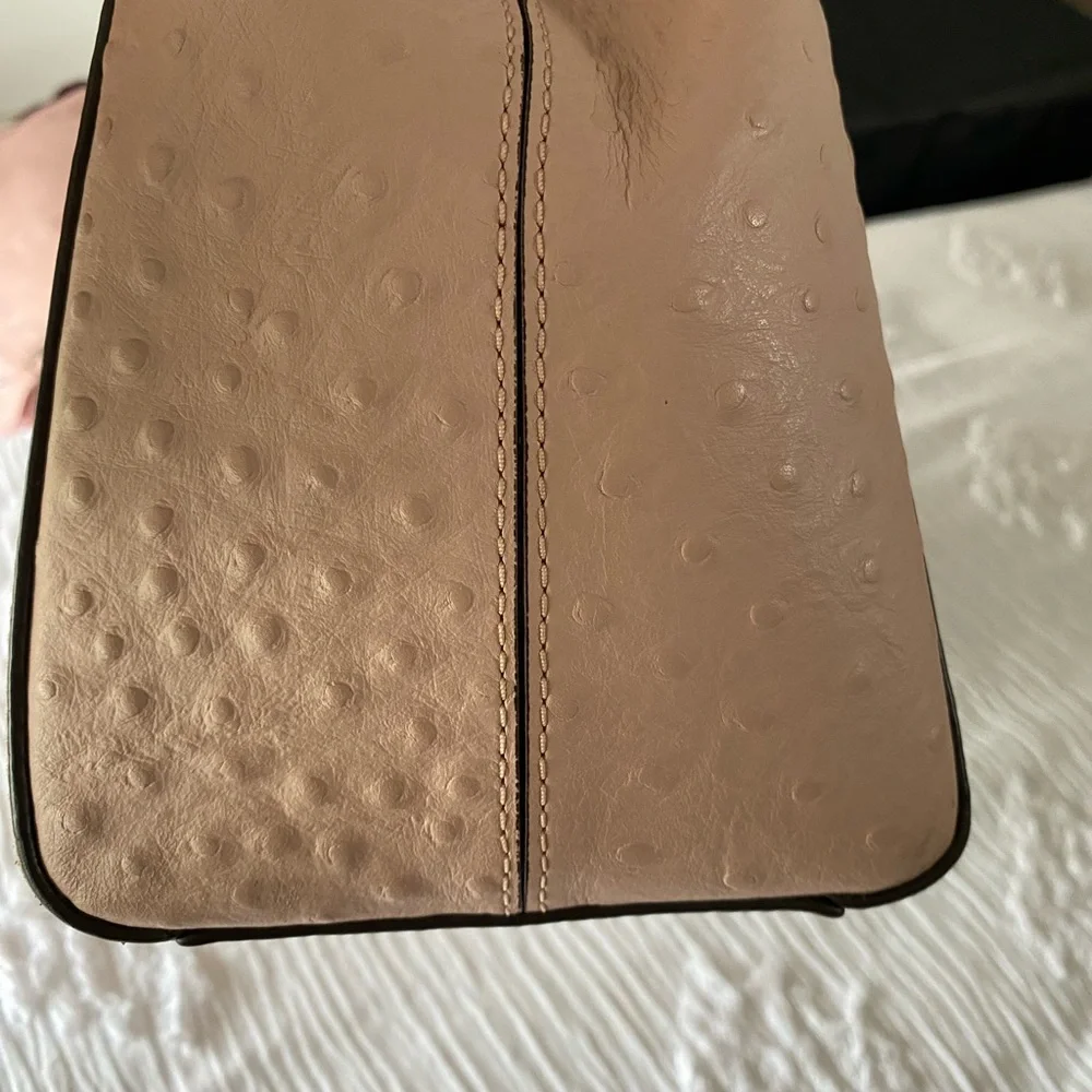 Kate Spade Blush Textured Tote with strap - Picture 10 of 16